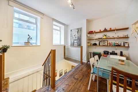 3 bedroom apartment for sale, Grange Road, London