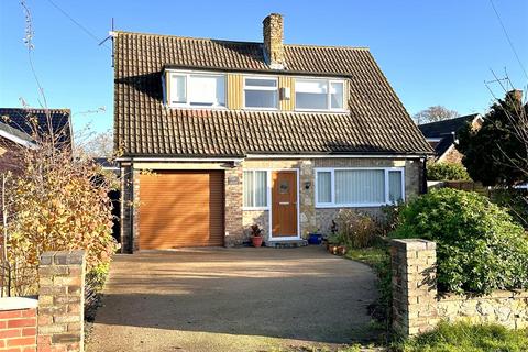 3 bedroom detached house for sale, Manor Road, Swinderby, Lincoln