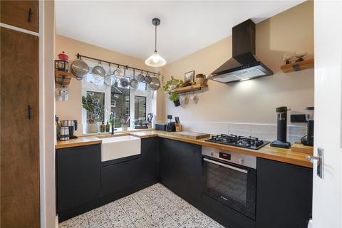 2 bedroom apartment for sale, Osborne Road, London, N4