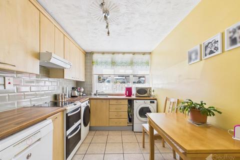 3 bedroom terraced house for sale, Peterswood, Harlow CM18