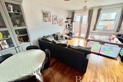 2 bedroom terraced house for sale, Port Lane, Colchester, CO1