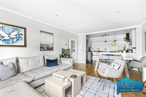 2 bedroom apartment for sale, Church Crescent, Church End, London, N3