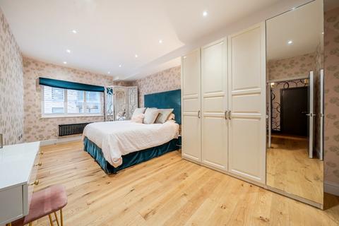 2 bedroom apartment for sale, Tower Bridge Road, London