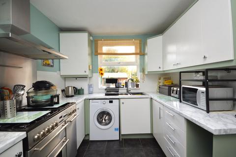 2 bedroom flat for sale, Limes Road, Folkestone CT19