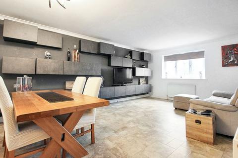 5 bedroom detached house for sale, Mulberry Close, Romney Marsh TN29
