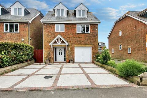 5 bedroom detached house for sale, Mulberry Close, Romney Marsh TN29