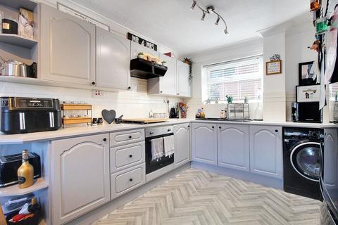 undefined, Old Ash Close, Ashford TN24