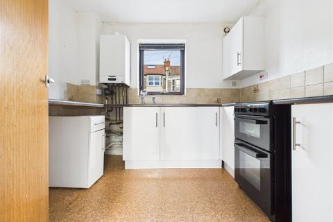 2 bedroom terraced house for sale, Bourneville Road, Bristol BS5