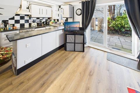 1 bedroom semi-detached house for sale, Houghton Close, Hampton