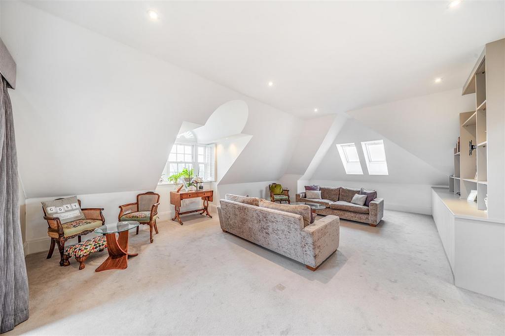 Reception Room: