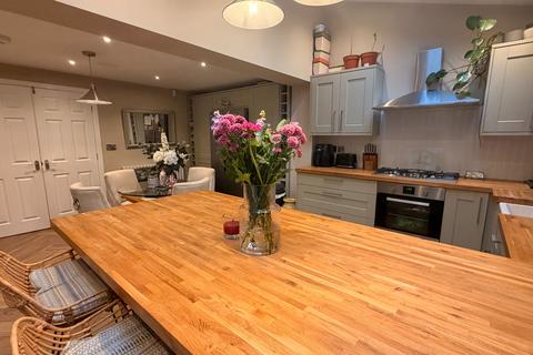 4 bedroom semi-detached house for sale, Brotherton Drive, Salford, M3