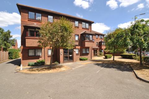 2 bedroom flat for sale, Westbrook Court, Stevenage Road, Hitchin