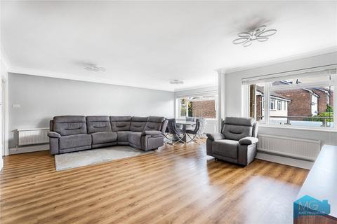 3 bedroom apartment for sale, Wickliffe Avenue, London, N3