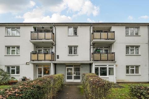 2 bedroom apartment for sale, St. Mary's Road, London