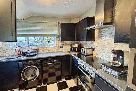3 bedroom terraced house for sale, Typleden Close, Hemel Hempstead HP2