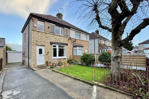 3 bedroom semi-detached house for sale, Hollybank Gardens, Bradford BD7