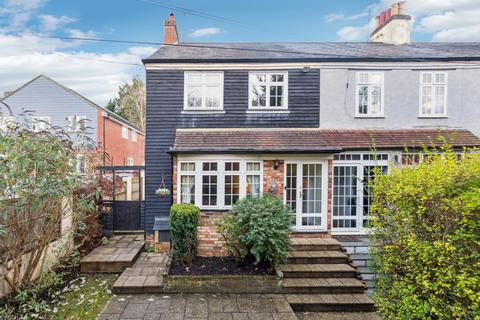 4 bedroom end of terrace house for sale - Gravel Hill, Gerrards Cross SL9