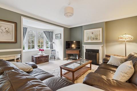 4 bedroom end of terrace house for sale, Gravel Hill, Gerrards Cross SL9