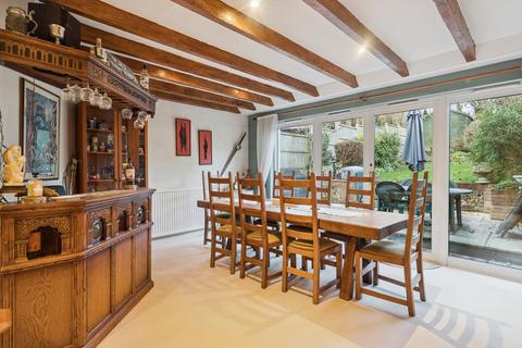 4 bedroom end of terrace house for sale, Gravel Hill, Gerrards Cross SL9