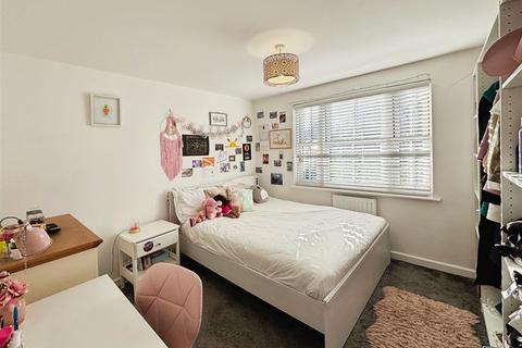 undefined, Featherbed Lane, Hemel Hempstead HP3