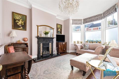 2 bedroom apartment for sale, Dollis Road, Finchley Central, London, N3