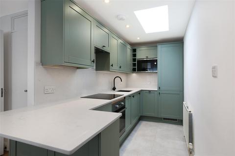 1 bedroom flat for sale, Upper Richmond Road, London