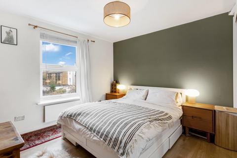 2 bedroom apartment for sale, Shakspeare Walk, London, N16
