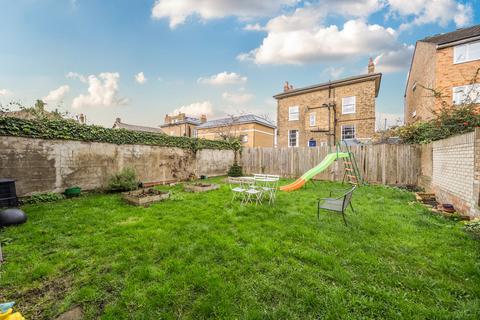 2 bedroom apartment for sale, Barforth Road, London