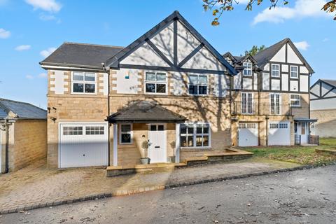 4 bedroom detached house for sale, Vale Gardens, Ilkley, West Yorkshire, LS29