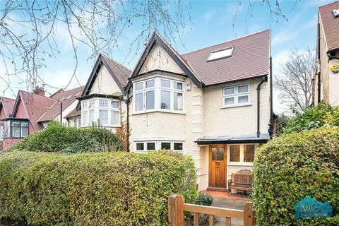 Cyprus Avenue, London, N3