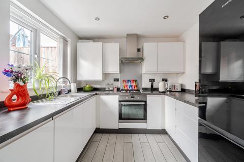 3 bedroom semi-detached house for sale, Jack Russell Close, Gloucestershire GL5