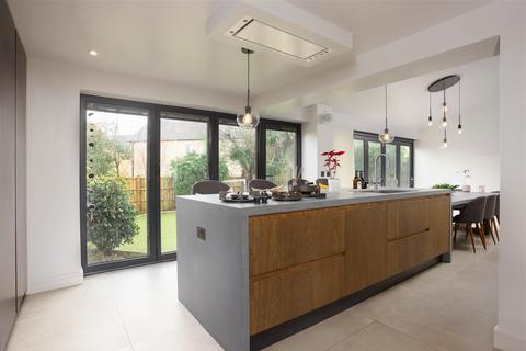 5 bedroom detached house for sale, Nunnery Way, Wetherby LS23