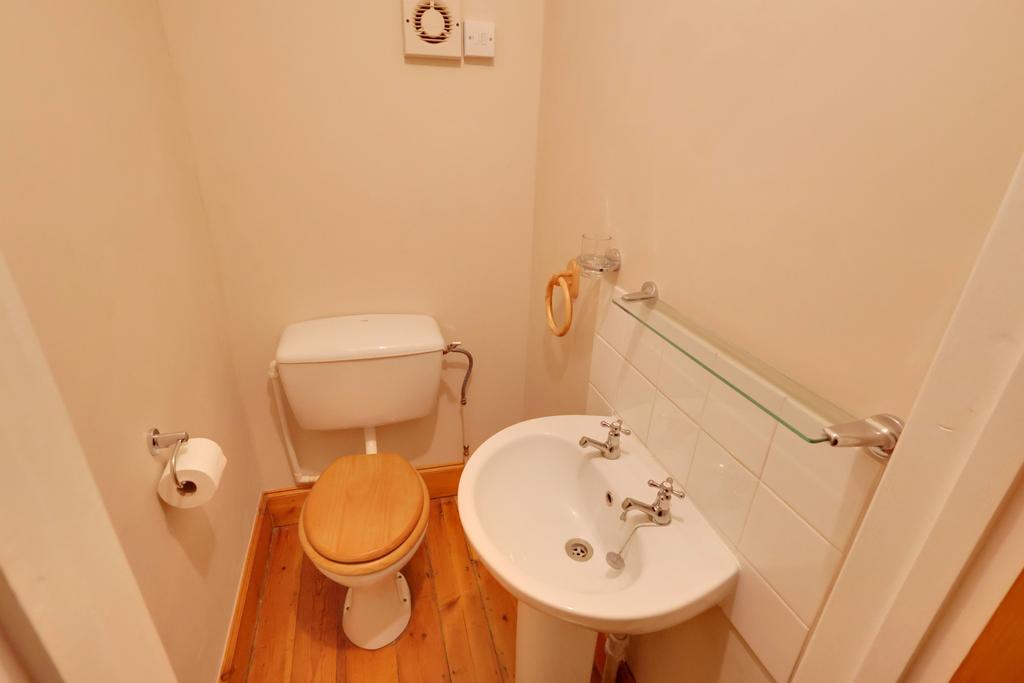 Upstiars WC