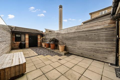 4 bedroom terraced house for sale, Chandler Way, London