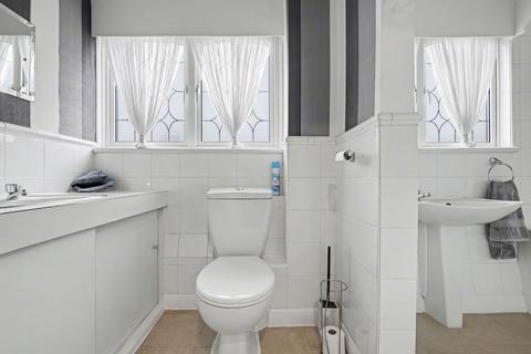 3 bedroom end of terrace house for sale, Walderslade Road, Chatham ME5