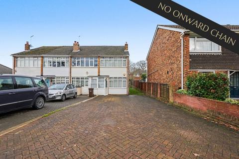 3 bedroom end of terrace house for sale, Walderslade Road, Chatham ME5