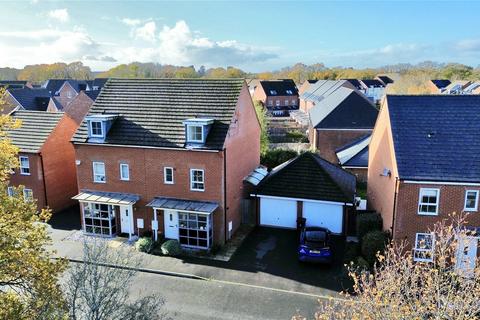 4 bedroom semi-detached house for sale, Windsor Crescent, Wokingham, Berkshire, RG40