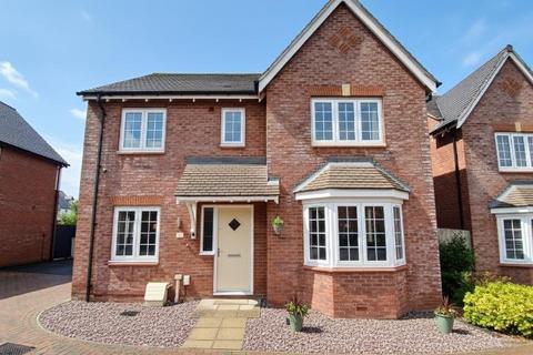 4 bedroom detached house for sale, Farthington Drive, Royal Park