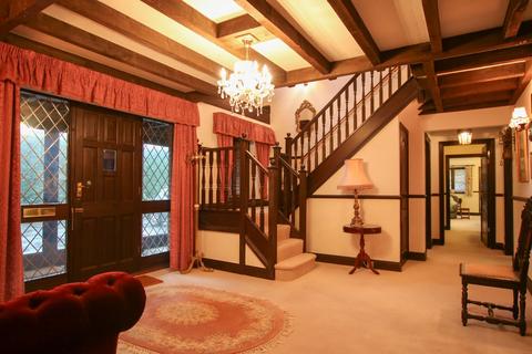 5 bedroom detached house for sale, Rectory Road, Wokingham, RG40