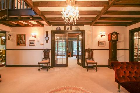 5 bedroom detached house for sale, Rectory Road, Wokingham, RG40