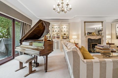 5 bedroom detached house for sale, Howards Wood Drive, Gerrards Cross, SL9