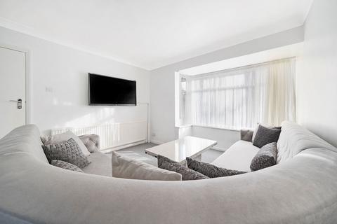 undefined, Lakeland Close, Chigwell IG7