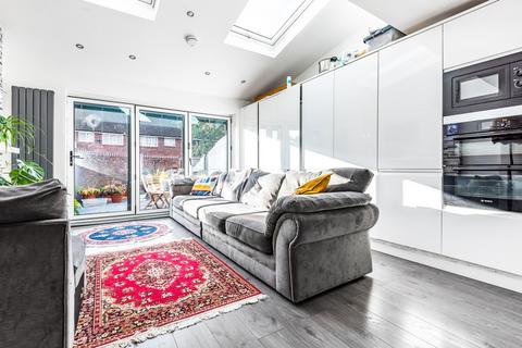 Radnor Road, Peckham, London