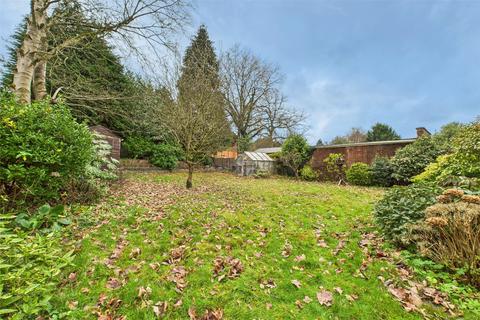 3 bedroom bungalow for sale, Nine Mile Ride, Finchampstead, Wokingham, Berkshire, RG40