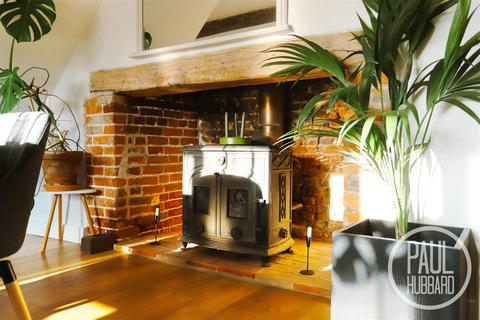 4 bedroom detached house for sale, The Street, Aldeby, NR34