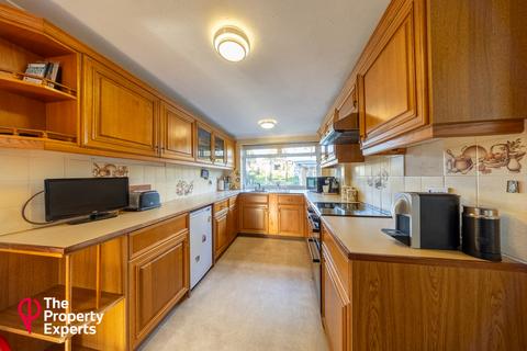 3 bedroom semi-detached house for sale, Antrim Road, Reading, RG5