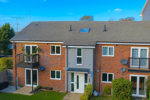 undefined, Gilroy Road, Hemel Hempstead HP2