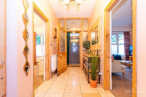 4 bedroom detached house for sale, Chase Road, Burntwood, WS7