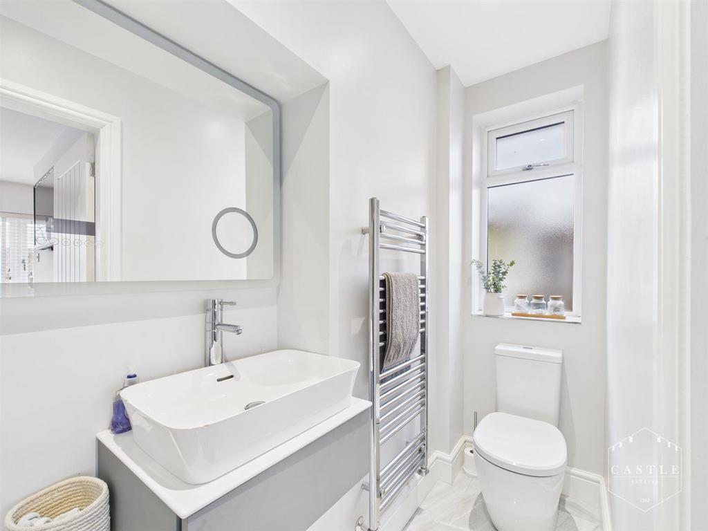 Ensuite