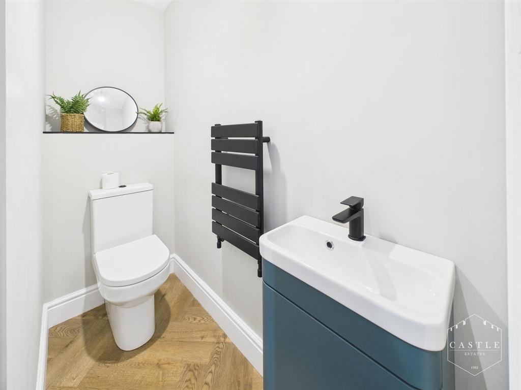 Guest cloakroom